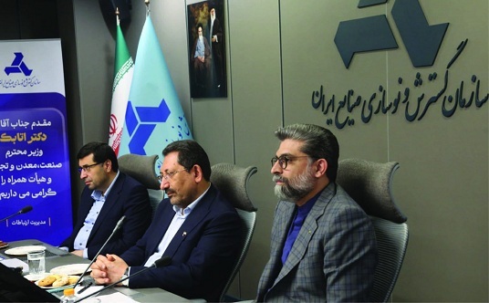 تاكيد وزير صمت بر ارتقاي عملكرد ايدرو