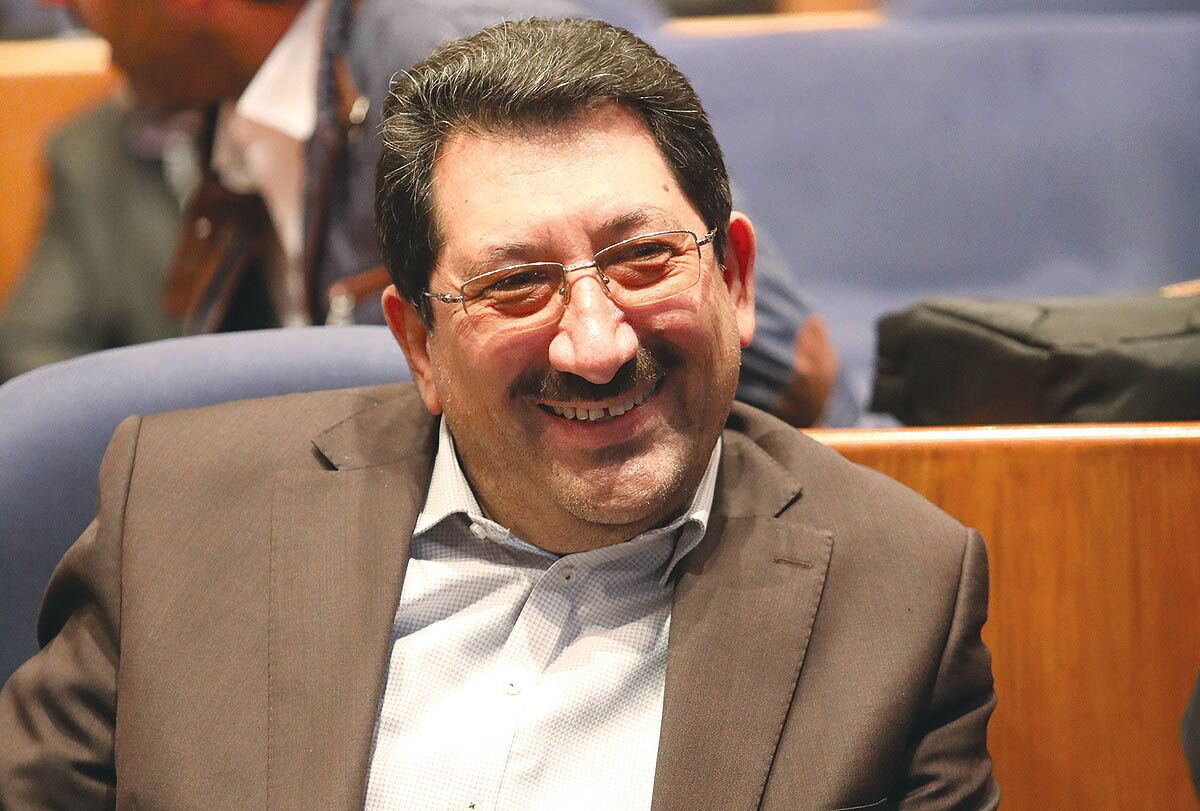 نامه اتابک به دولت برای جلوگیری از قیمت خودروهای وارداتی