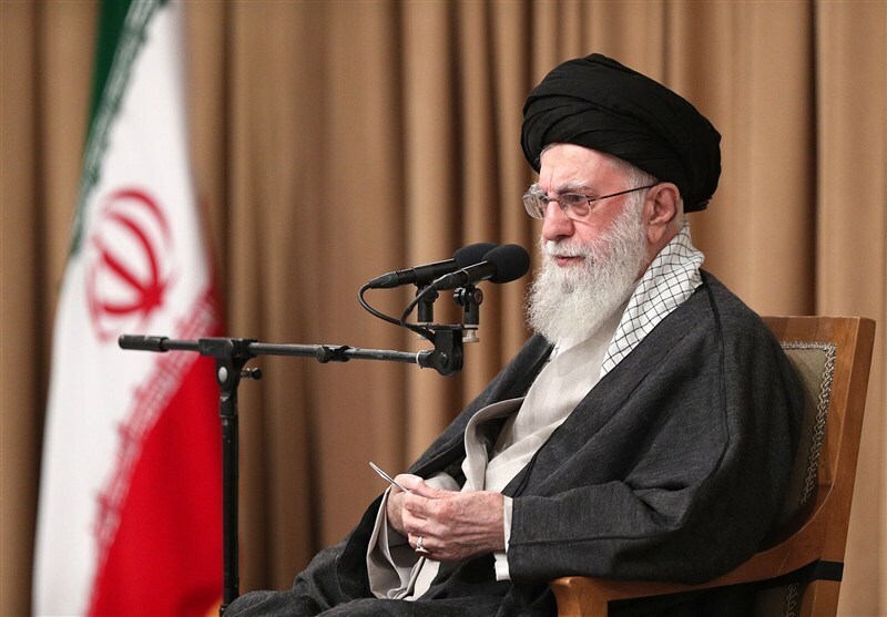 رهبر انقلاب: مذاکرات با آمریکا نه تنها سودی ندارد بلکه ضرر‌ هم دارد